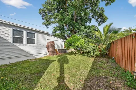 1606 N D Street Lake Worth FL 33460