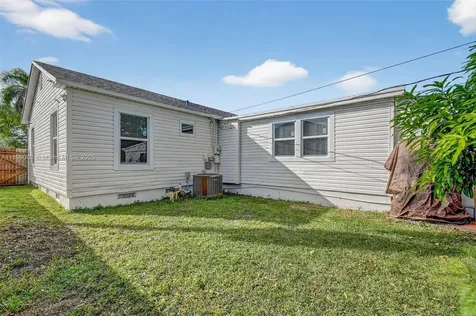 1606 N D Street Lake Worth FL 33460