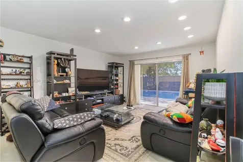 12410 SW 106th Terrace Miami FL 33186
