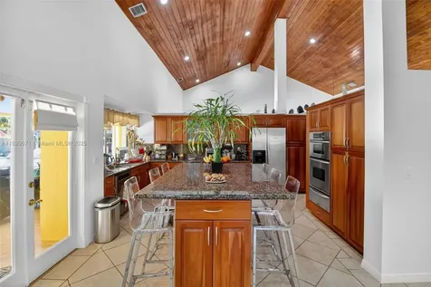 7720 SW 176th Street Palmetto Bay FL 33157
