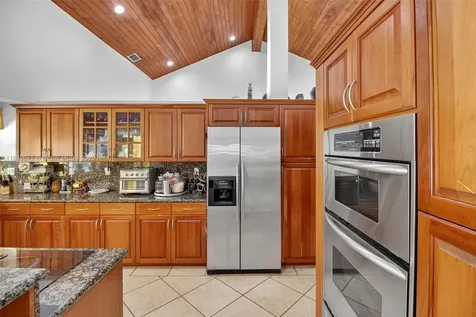 7720 SW 176th Street Palmetto Bay FL 33157