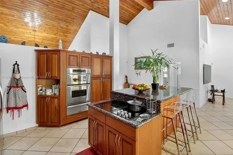 7720 SW 176th Street Palmetto Bay FL 33157