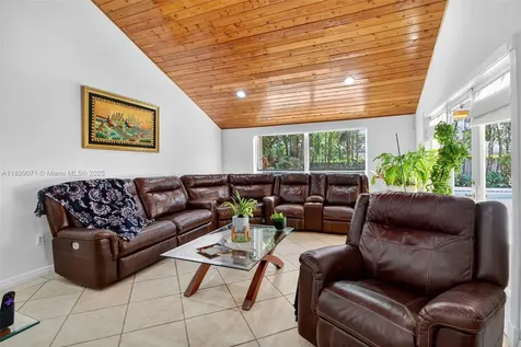 7720 SW 176th Street Palmetto Bay FL 33157