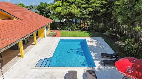7720 SW 176th Street Palmetto Bay FL 33157
