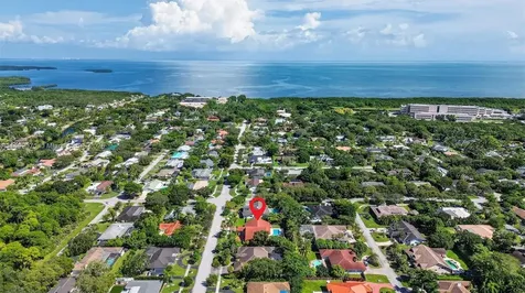 7720 SW 176th Street Palmetto Bay FL 33157