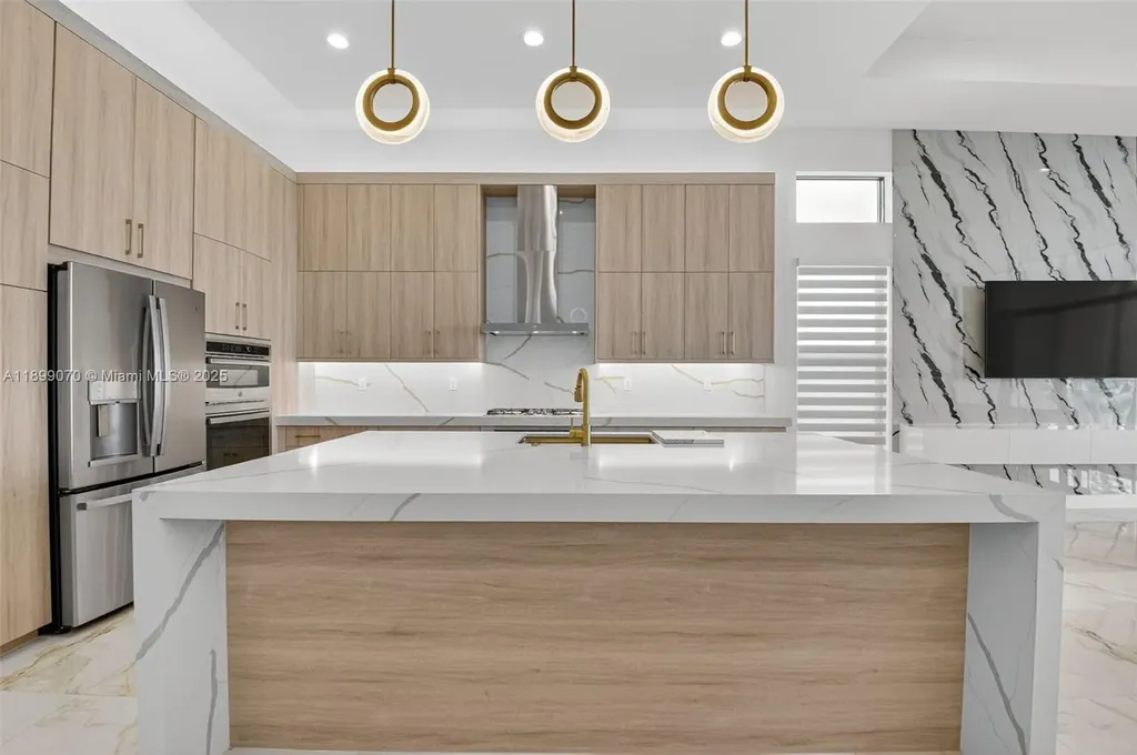 8317 Essex Country Club Drive Boca Raton FL 33434