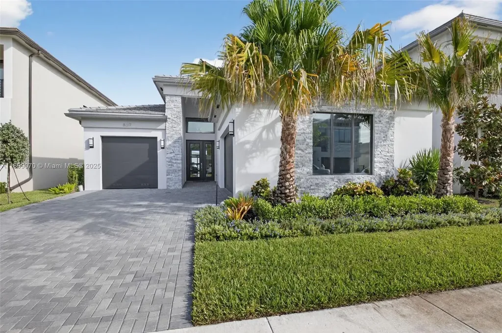 8317 Essex Country Club Drive Boca Raton FL 33434