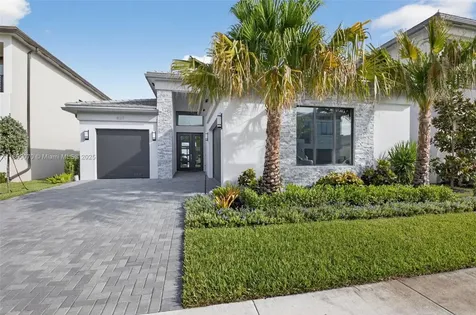 8317 Essex Country Club Drive Boca Raton FL 33434