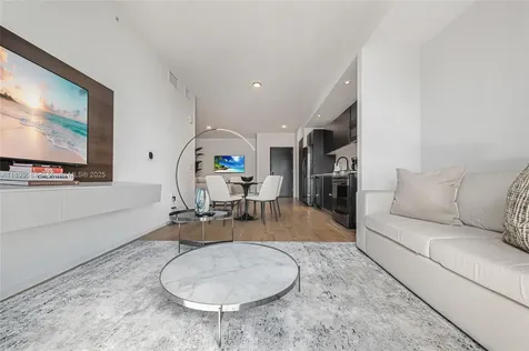 398 NE 5th Street Miami FL 33132