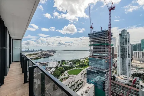 398 NE 5th Street Miami FL 33132