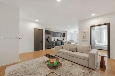 398 NE 5th Street Miami FL 33132