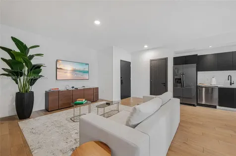 398 NE 5th Street Miami FL 33132