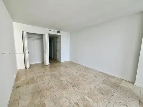 7601 E Treasure Drive North Bay Village FL 33141