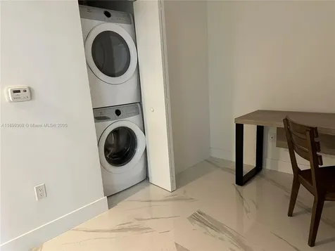 16385 Biscayne Boulevard North Miami Beach FL 33160
