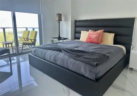16385 Biscayne Boulevard North Miami Beach FL 33160