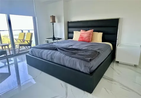 16385 Biscayne Boulevard North Miami Beach FL 33160