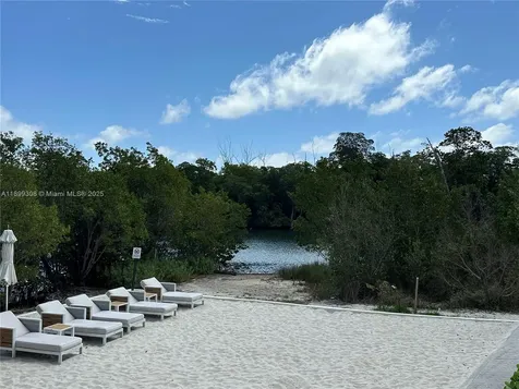 16385 Biscayne Boulevard North Miami Beach FL 33160