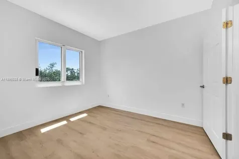 3500 Coral Way Miami FL 33145