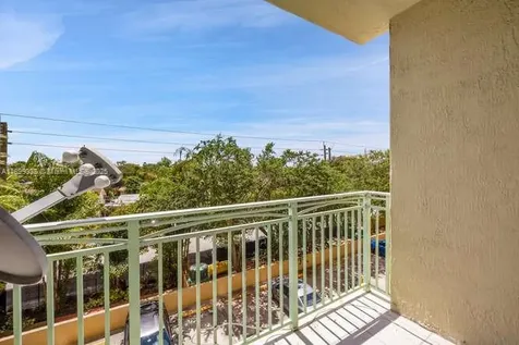 3500 Coral Way Miami FL 33145