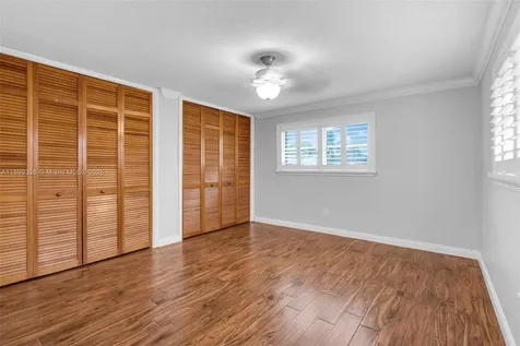 8860 NW 15th Street Pembroke Pines FL 33024