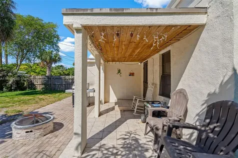 1517 N K Street Lake Worth FL 33460