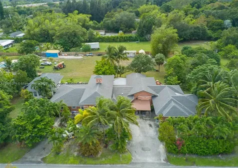 5400 Palm Tree Road Plantation FL 33317