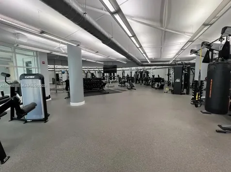 253 NE 2nd Street Miami FL 33132