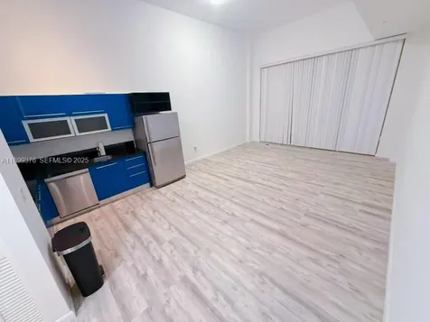 253 NE 2nd Street Miami FL 33132