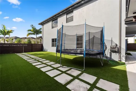 8975 NW 161st Terrace Miami Lakes FL 33018