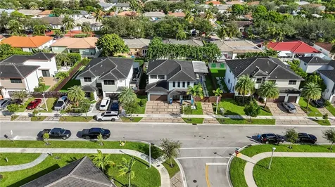 8975 NW 161st Terrace Miami Lakes FL 33018