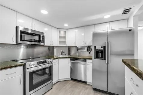 2333 Brickell Avenue Miami FL 33129
