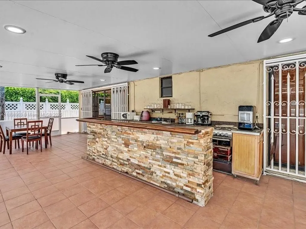 1300 SW 32nd Street Fort Lauderdale FL 33315