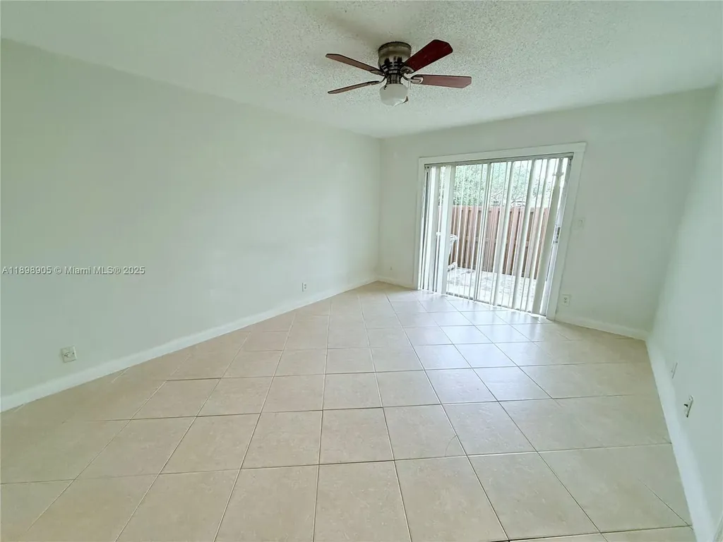 22279 Woodborn Drive Boca Raton FL 33428