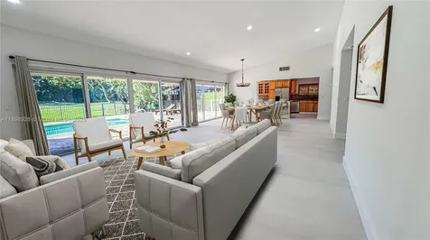 10134 Boca Woods Lane Boca Raton FL 33428