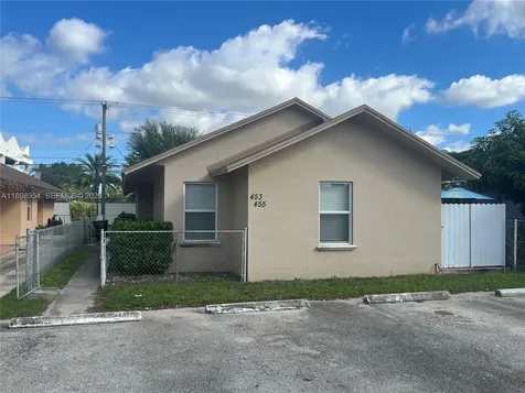 453 E 13th Street Hialeah FL 33010