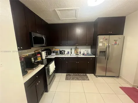 453 E 13th Street Hialeah FL 33010