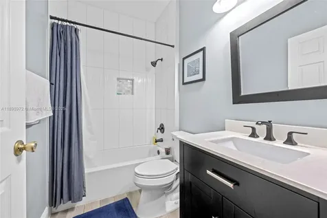 4401 NW 41st Place Coconut Creek FL 33073