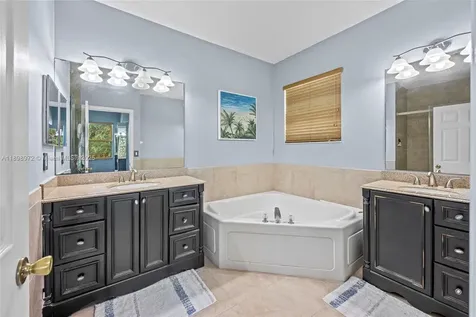 4401 NW 41st Place Coconut Creek FL 33073