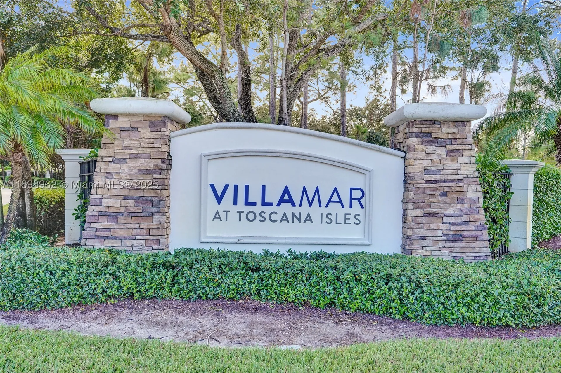 7378 Stella Lane Lake Worth FL 33463