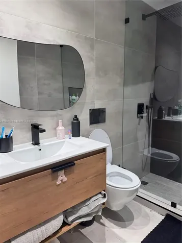 4943 SW 33rd Way Hollywood FL 33312