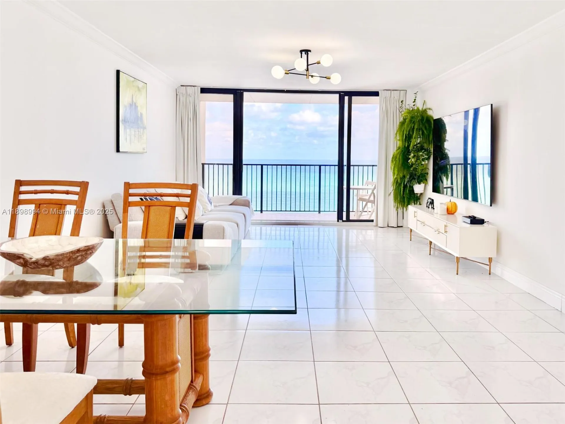 2101 S Ocean Drive Hollywood FL 33019