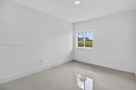 11244 NW 58th Terrace Doral FL 33178