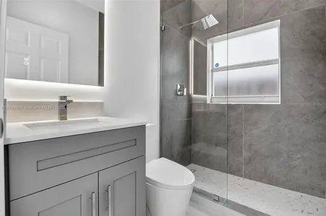 11244 NW 58th Terrace Doral FL 33178