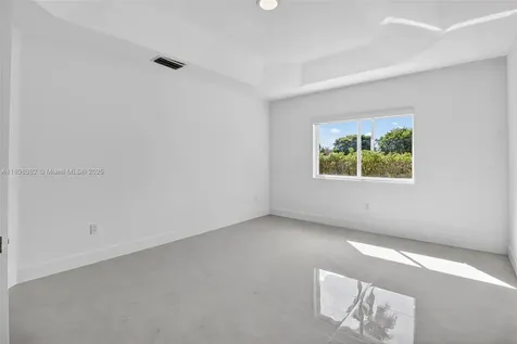 11244 NW 58th Terrace Doral FL 33178