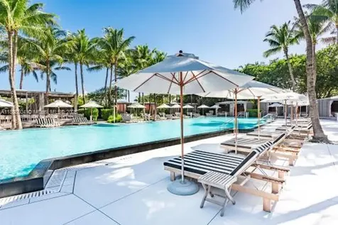2201 Collins Avenue Miami Beach FL 33139
