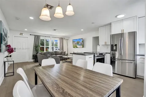 1124 NE 6th Street Hallandale Beach FL 33009