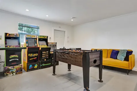 1124 NE 6th Street Hallandale Beach FL 33009