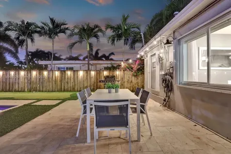 1124 NE 6th Street Hallandale Beach FL 33009