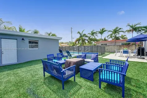 1124 NE 6th Street Hallandale Beach FL 33009