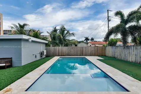 1124 NE 6th Street Hallandale Beach FL 33009